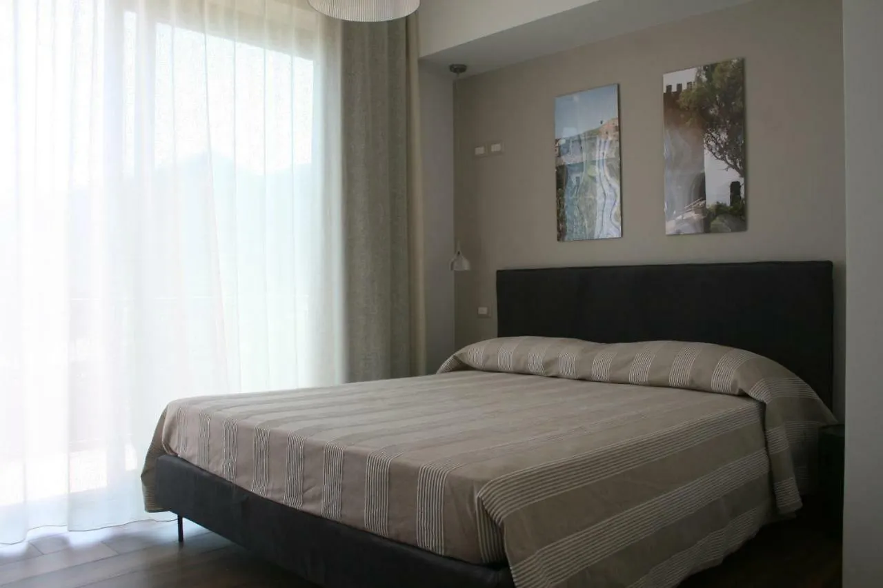 Bed and Breakfast Sotto L'Eremo Aci Catena Bed & Breakfast